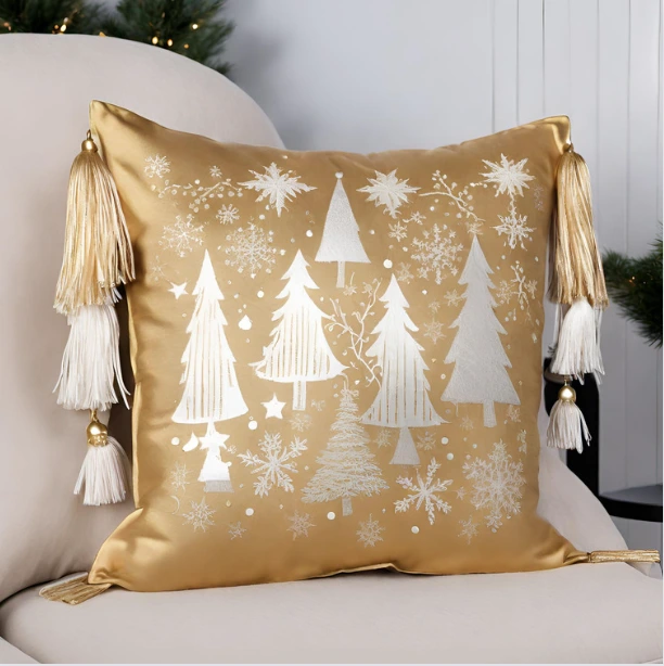 Cusion cover with Christmas Design golden and white
